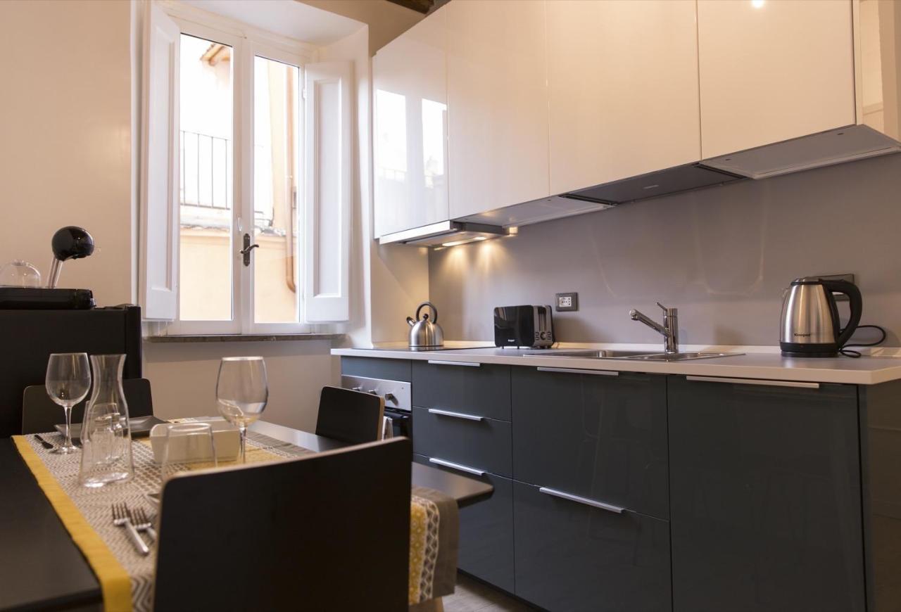 Cozy Apartment In Via Degli Spagnoli - FromhometoRom Eksteriør billede