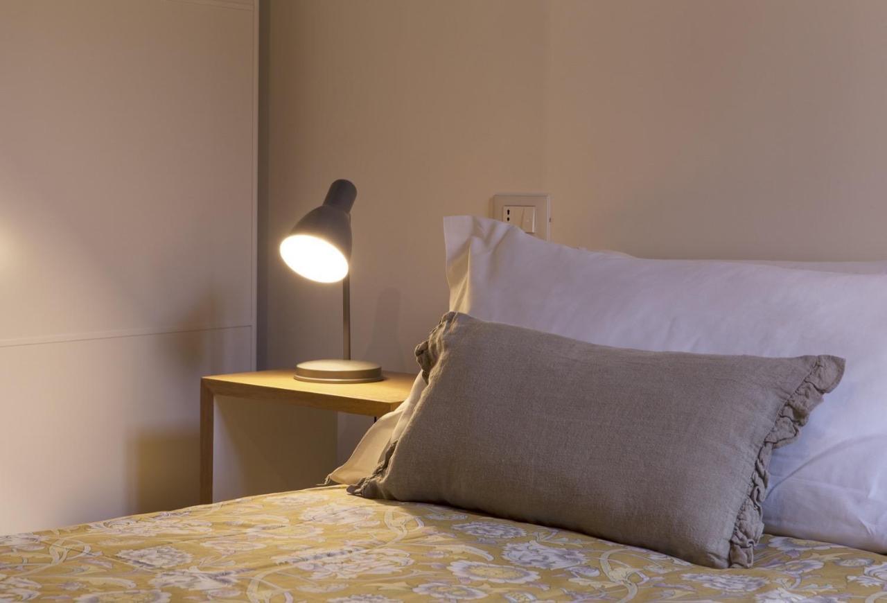 Cozy Apartment In Via Degli Spagnoli - FromhometoRom Eksteriør billede