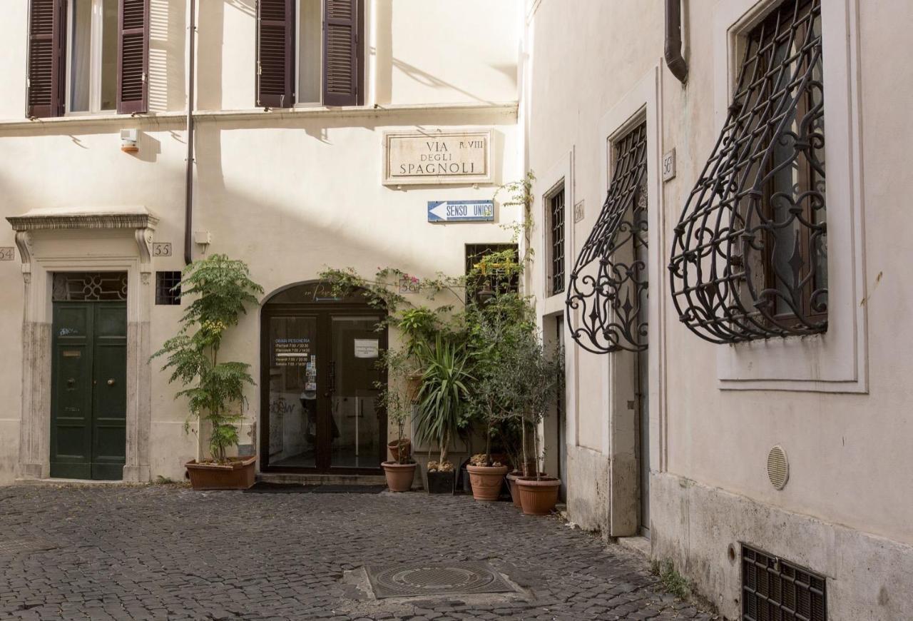 Cozy Apartment In Via Degli Spagnoli - FromhometoRom Eksteriør billede