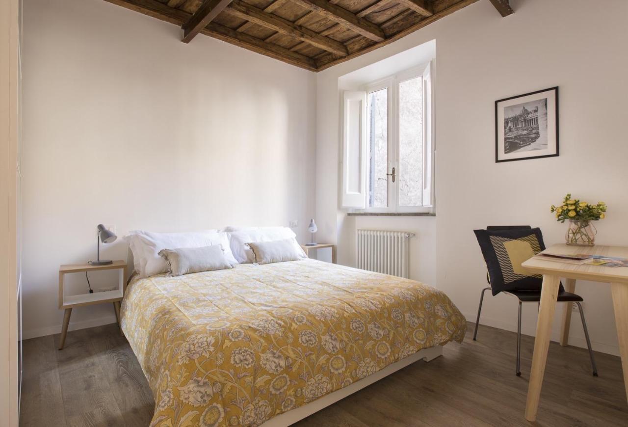 Cozy Apartment In Via Degli Spagnoli - FromhometoRom Eksteriør billede