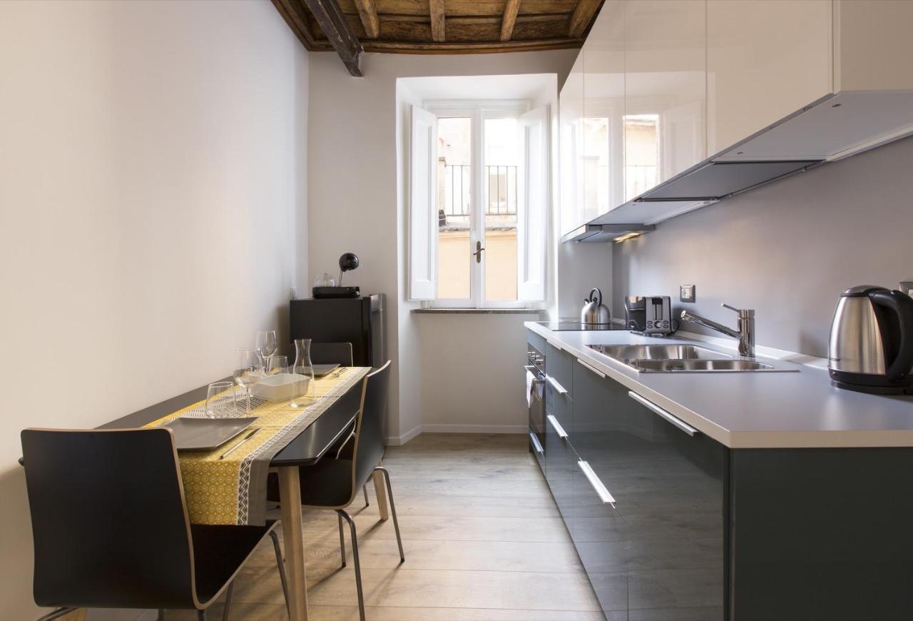 Cozy Apartment In Via Degli Spagnoli - FromhometoRom Eksteriør billede
