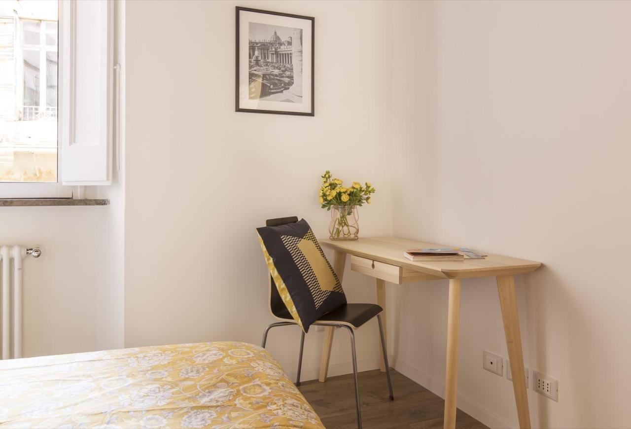 Cozy Apartment In Via Degli Spagnoli - FromhometoRom Eksteriør billede