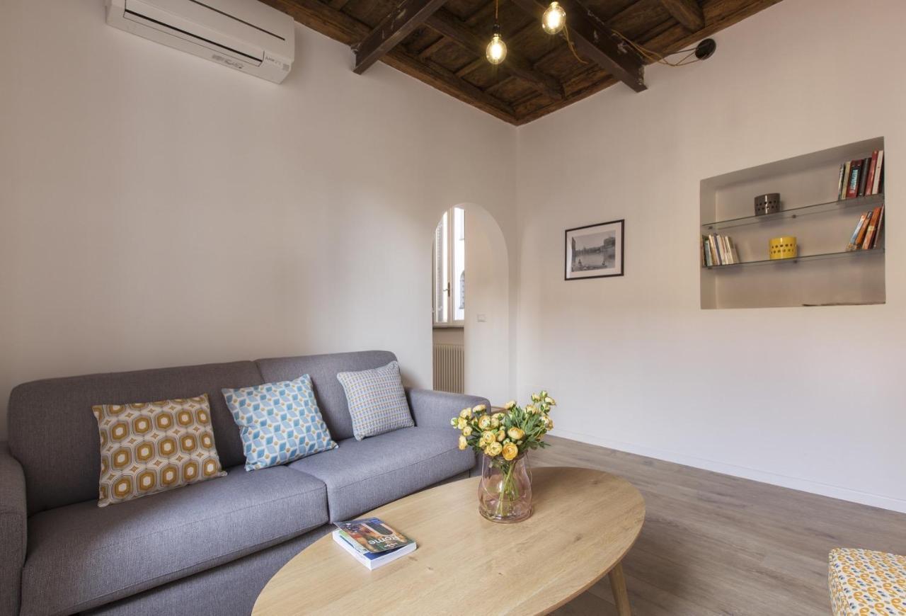 Cozy Apartment In Via Degli Spagnoli - FromhometoRom Eksteriør billede